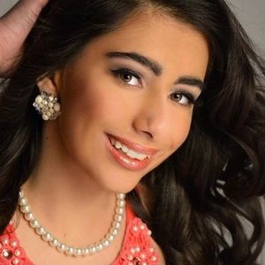 Meet your Posher, Asha